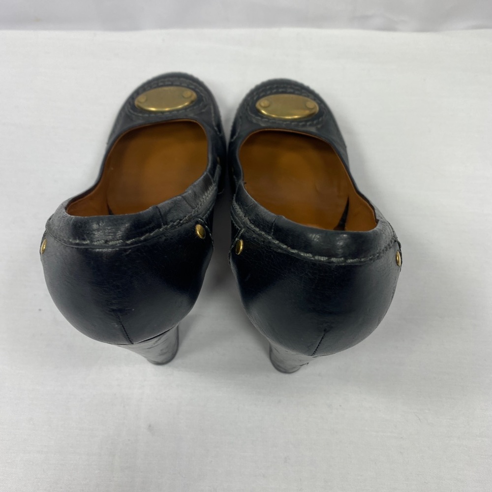 Chloe Front Brass Plate Block Heel Pump Round Toe Blk White Contrast Stitch 37.5 - Picture 9 of 16